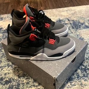 Jordan 4. Gray/RedWhite. Sz.10. Quick Shipper. Great deal!